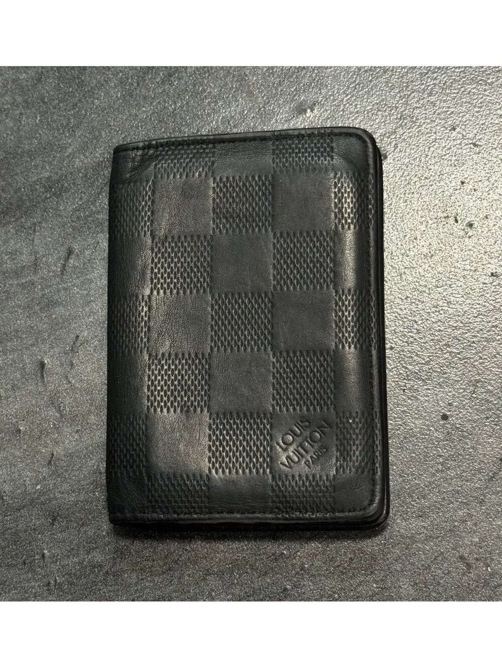 Louis Vuitton LV Dark black leather Damier Infini pocket